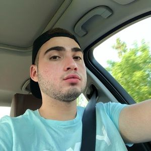 Meet your Posher, Nour